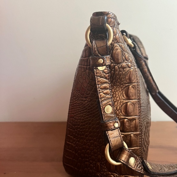 Vintage Brown Leather Brahmin Handbag with Crossbody - Picture 4 of 4